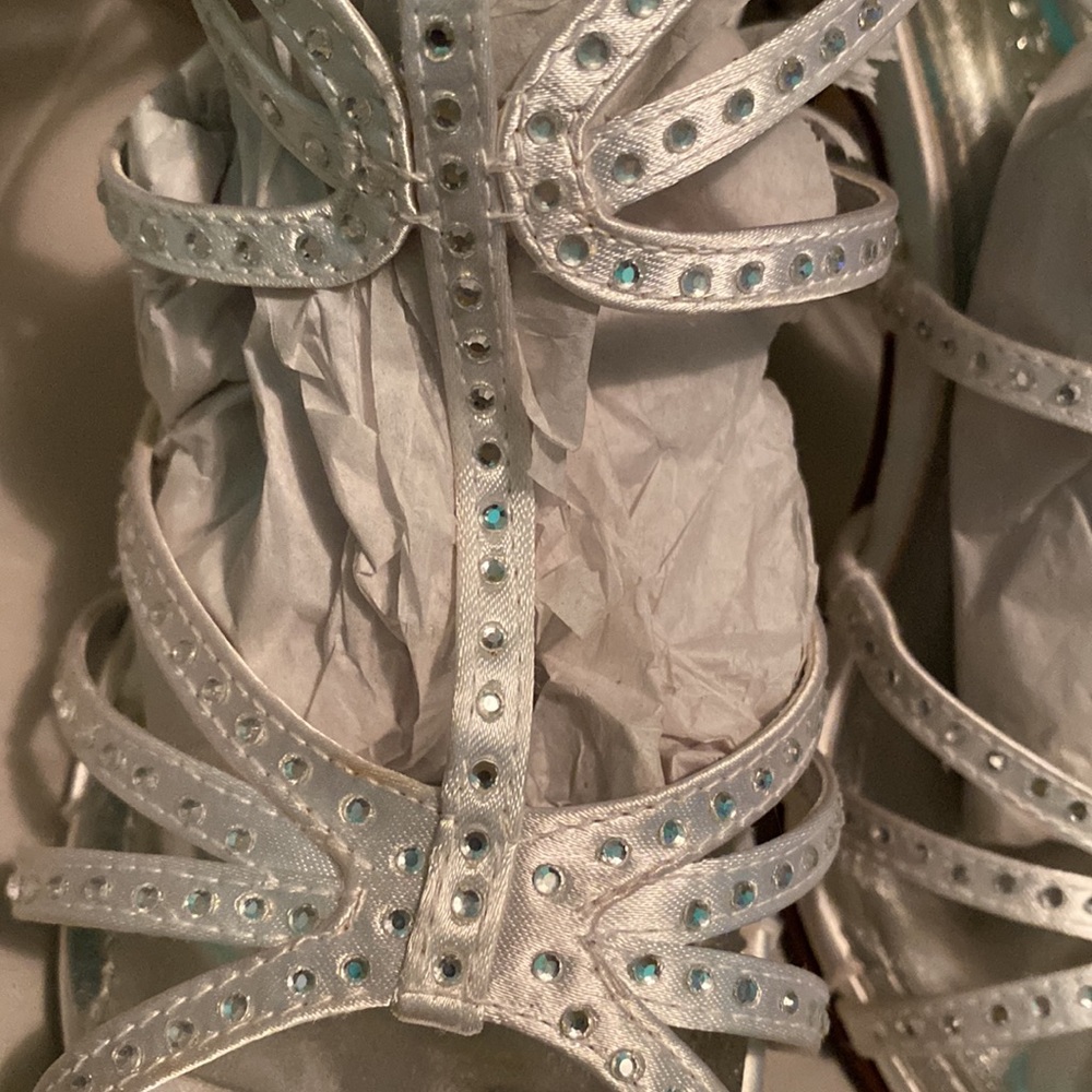 David’s Bridal Heels - Picture 4 of 5